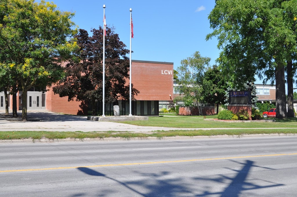 Lindsay Collegiate and Vocational Institute | 260 Kent St W, Lindsay, ON K9V 2Z5, Canada | Phone: (705) 324-3556