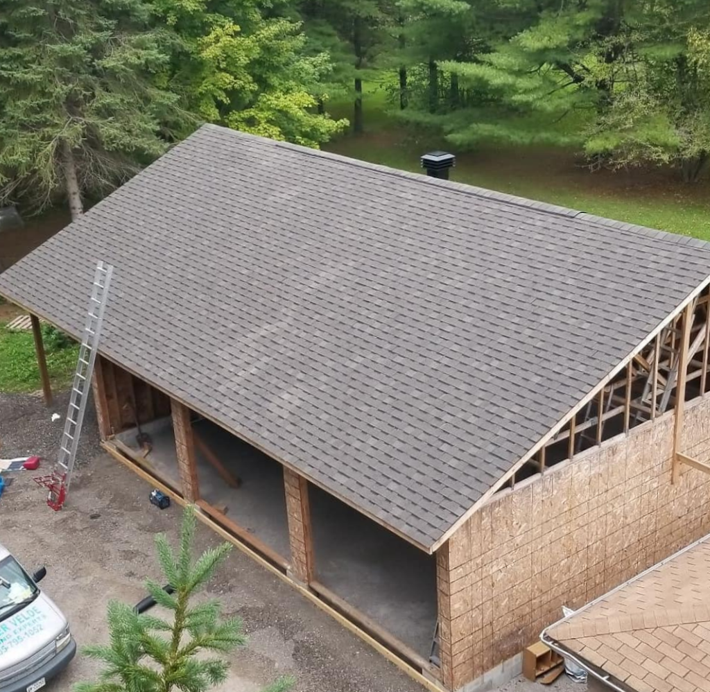 Pique Homes | 9 Pine Ln, Barrie, ON L4M 4Y8, Canada | Phone: (705) 999-8258