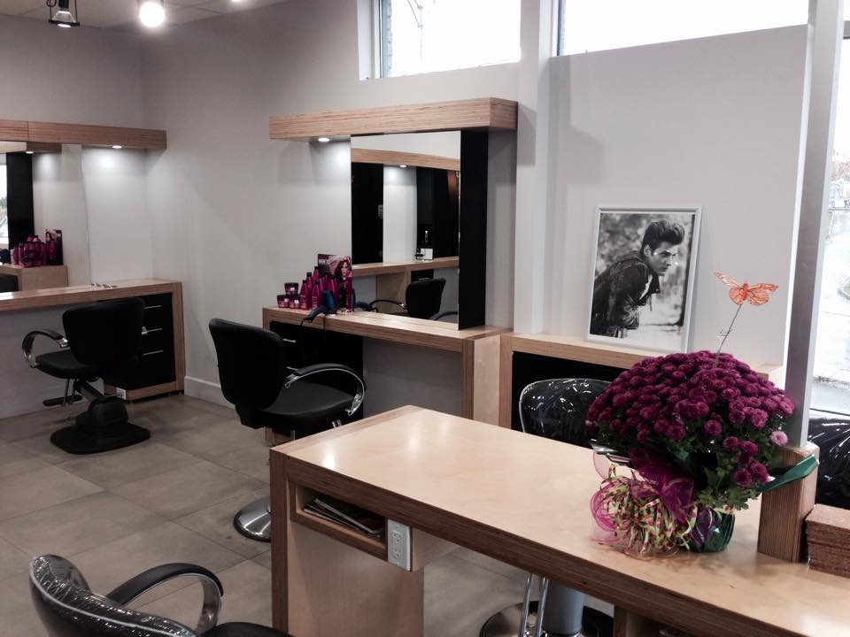 Salon Pur | 1480 Boulevard Louis-XIV, Québec, QC G2L 1M3, Canada | Phone: (418) 624-1111