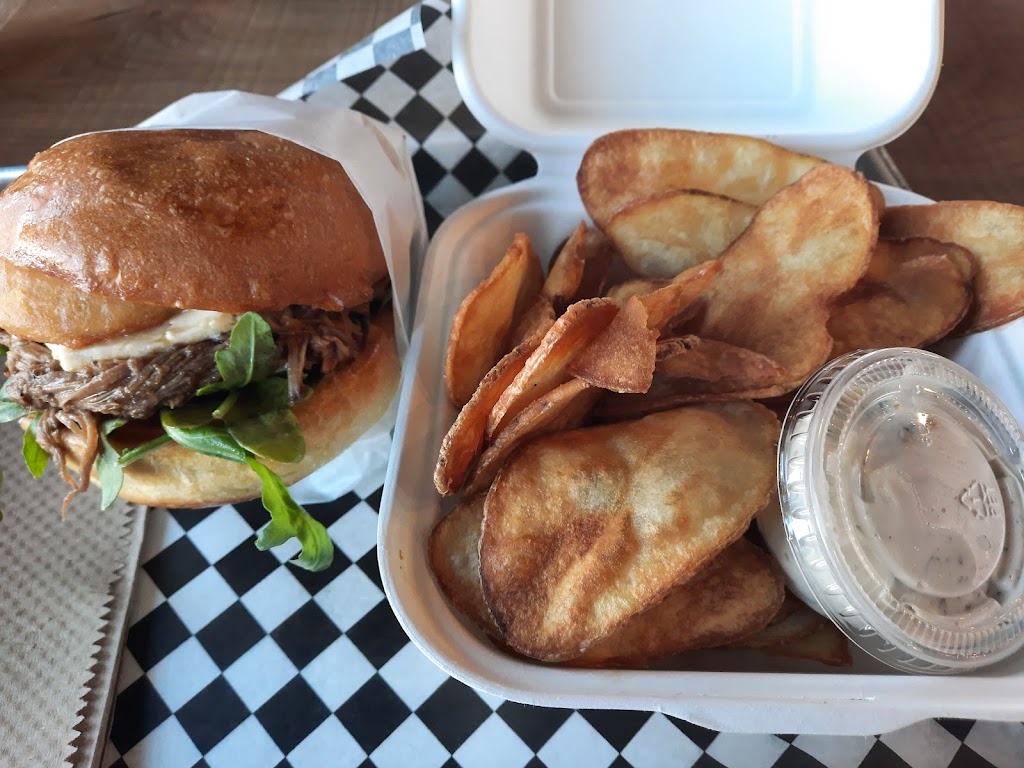 Meat The Bun | 9080 25 Ave SW #118, Edmonton, AB T6X 2H4, Canada | Phone: (587) 754-5863
