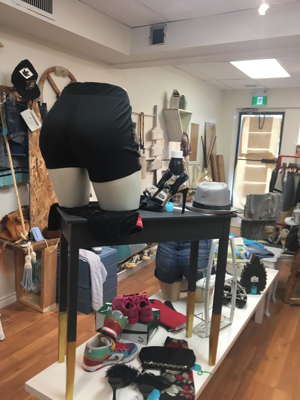 Renewed Inc | 43 Guelph St #1b, Georgetown, ON L7G 3Z6, Canada | Phone: (416) 844-6140