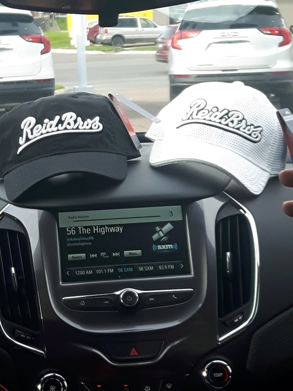 Reid Brothers Motor Sales | 149 Madawaska Blvd, Arnprior, ON K7S 1S6, Canada | Phone: (613) 623-3137