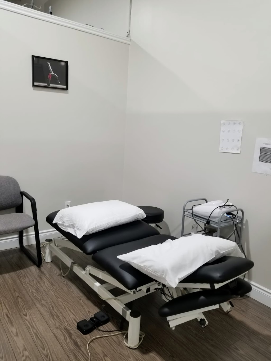 Curezone Physiotherapy | 812 Britannia Rd W Unit 110, Mississauga, ON L5V 0A6, Canada | Phone: (905) 997-4333