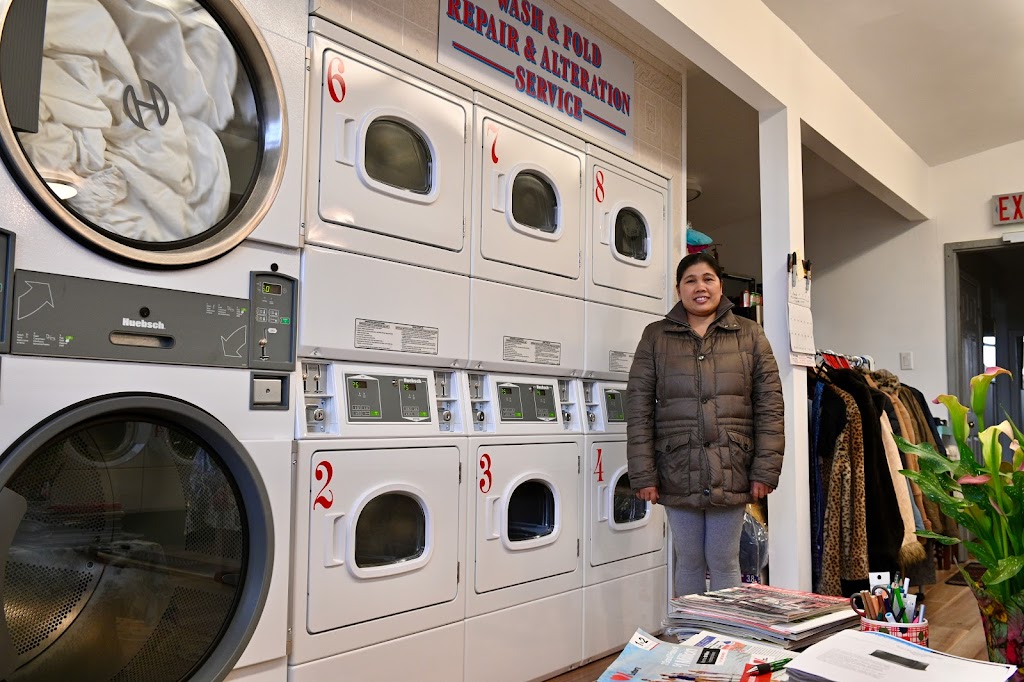 Bay Coin Laundromat | 54 Bay St, Barrys Bay, ON K0J 1B0, Canada | Phone: (613) 210-0550