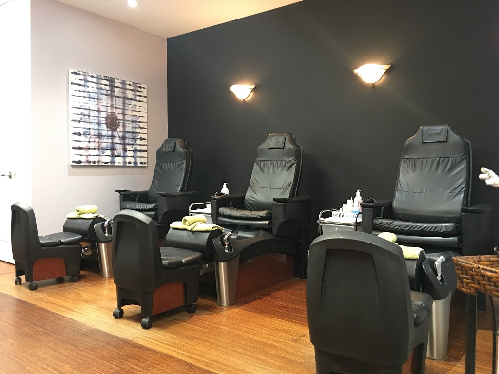 Guys & Dolls Salon & Spa | 112 Oriole Pkwy W, Elmira, ON N3B 1C5, Canada | Phone: (519) 669-8234