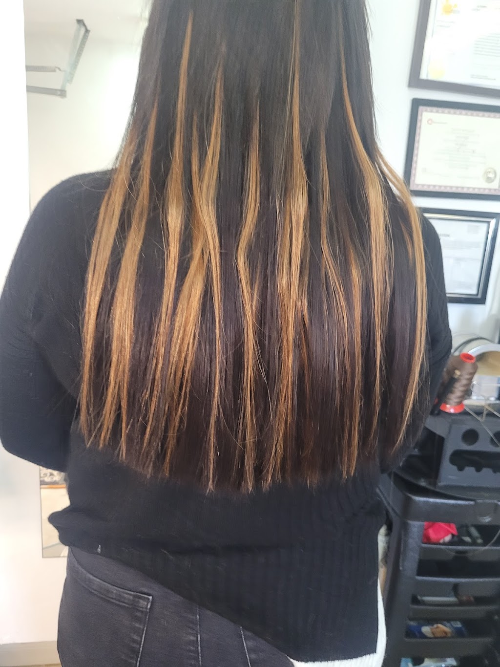 LB extension capillaire | 3937 Rue Mario, Laval, QC H7P 1G2, Canada | Phone: (514) 209-8714