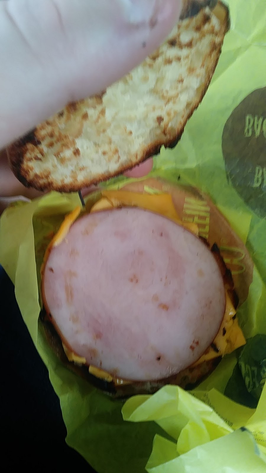 McDonalds | 17760 Yonge St, Newmarket, ON L3Y 8P4, Canada | Phone: (905) 895-1222