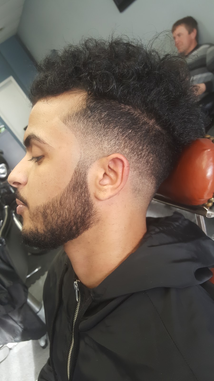World Class Barber Shop | 1050 Simcoe St N, Oshawa, ON L1G 4W5, Canada | Phone: (905) 903-7552