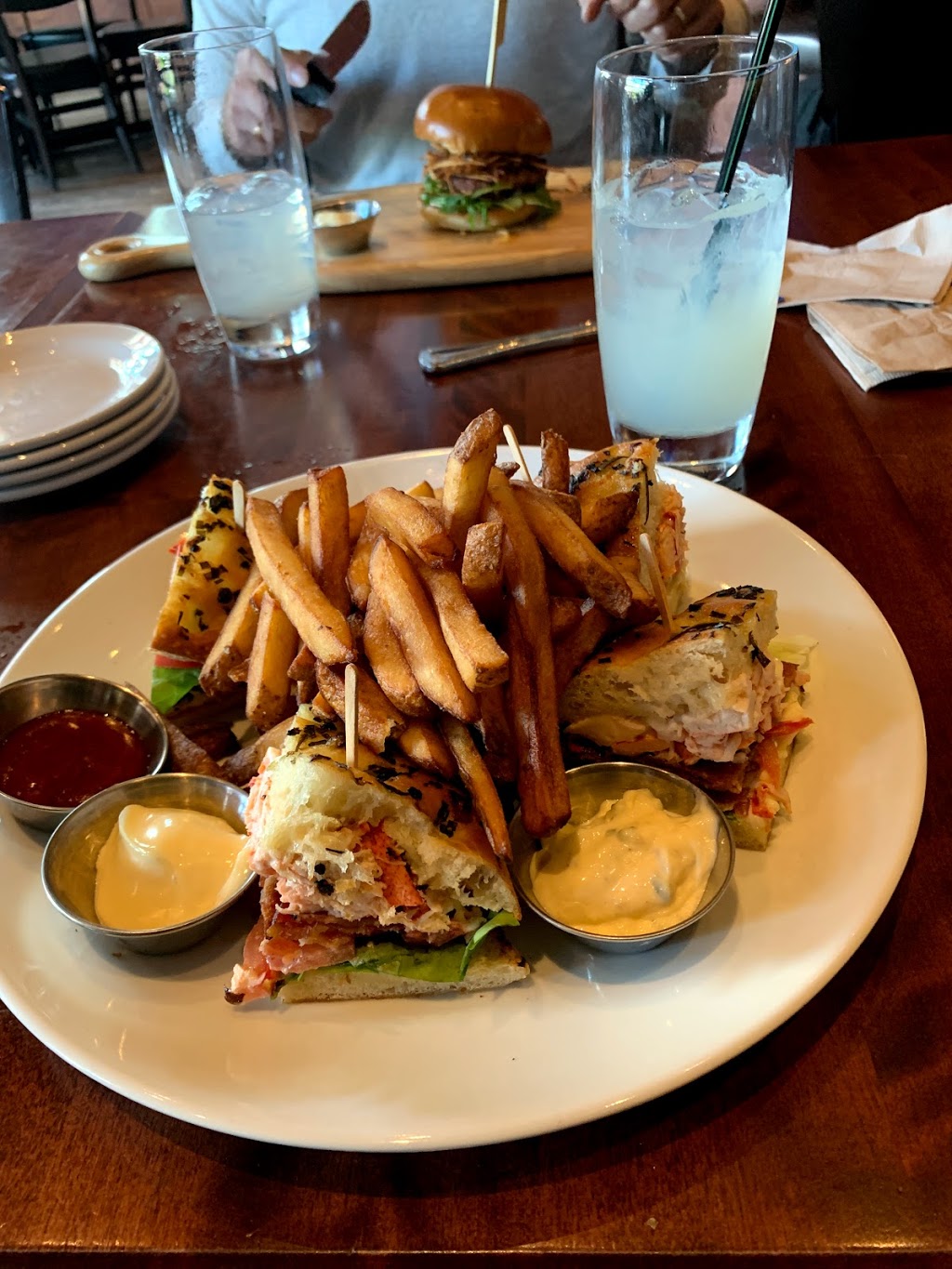 La Cage - Brasserie sportive - Boucherville | 1180 Pl. Nobel, Boucherville, QC J4B 5L2, Canada | Phone: (450) 641-2243