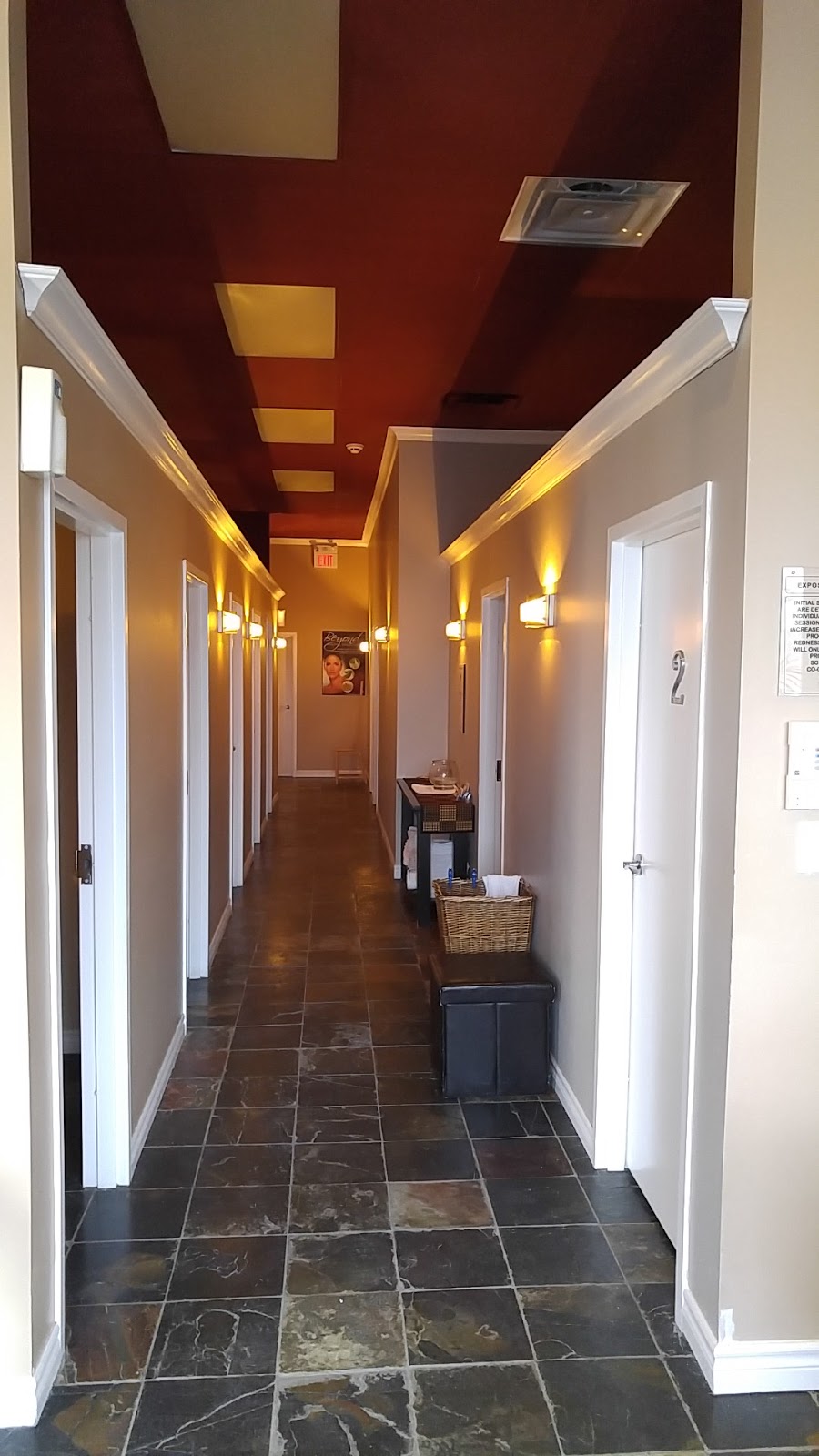 Midnight Sun Tanning Salon | 325 Central Pkwy W, Mississauga, ON L5B 3X9, Canada | Phone: (905) 848-3494