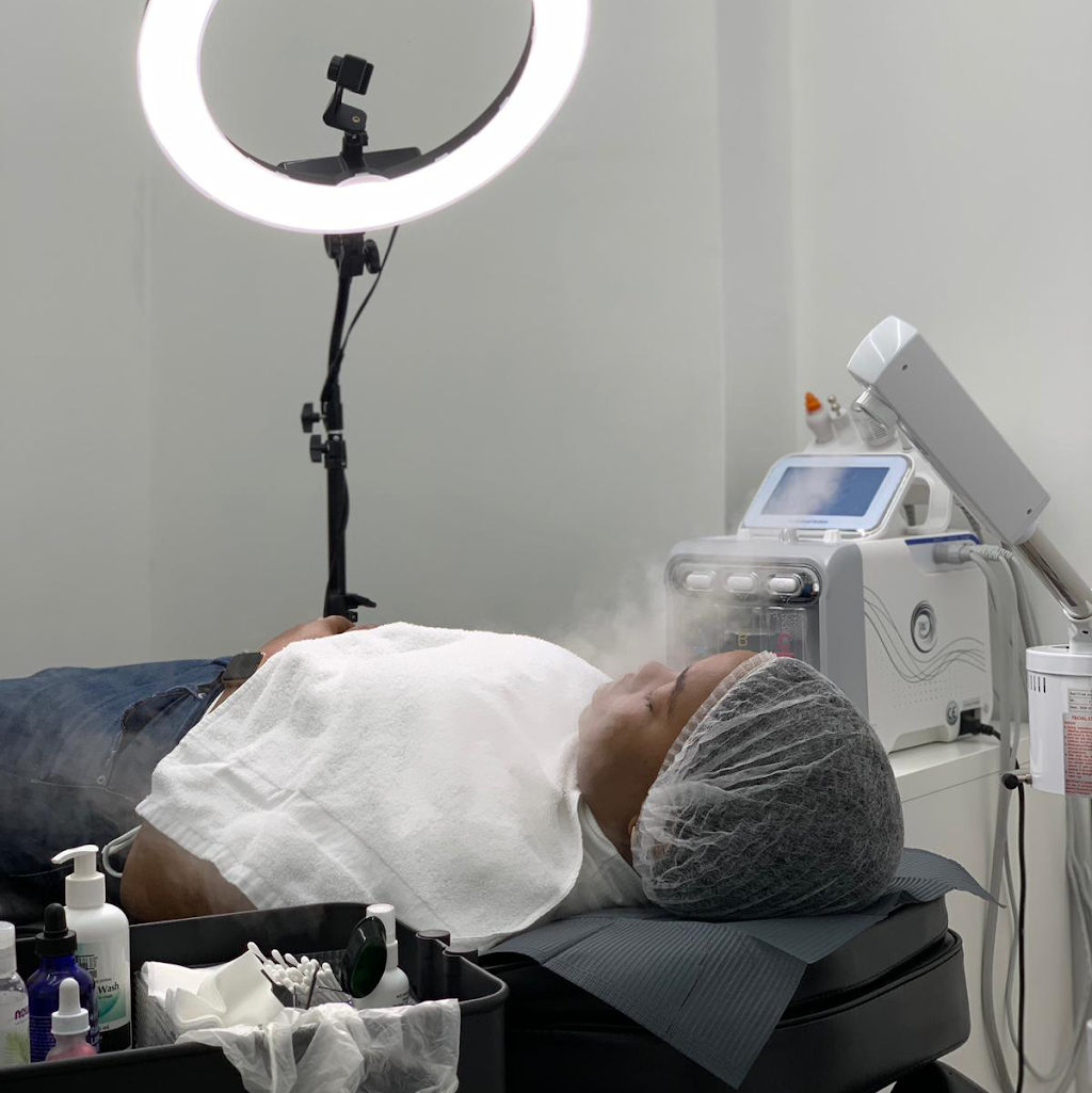 Reimagine Clinic | Montreal | 9359 Rue Lajeunesse, Montréal, QC H2M 1S5, Canada | Phone: (438) 686-8460