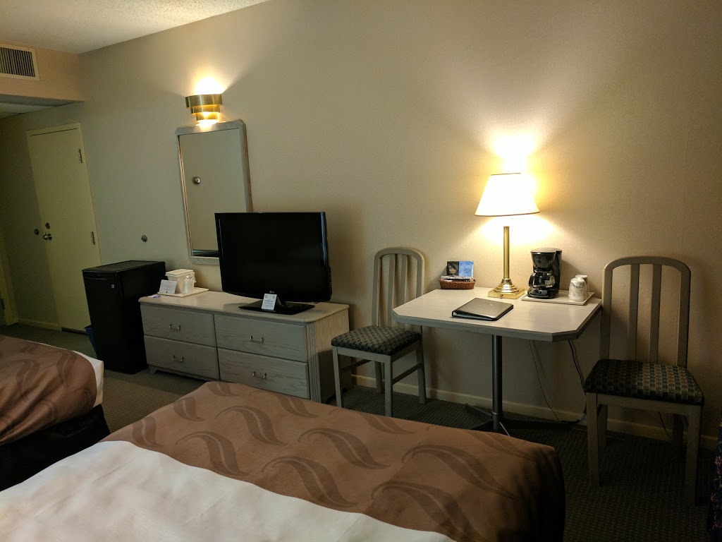 Quality Suites | 1700 Champlain Ave, Whitby, ON L1N 6A7, Canada | Phone: (905) 432-8800