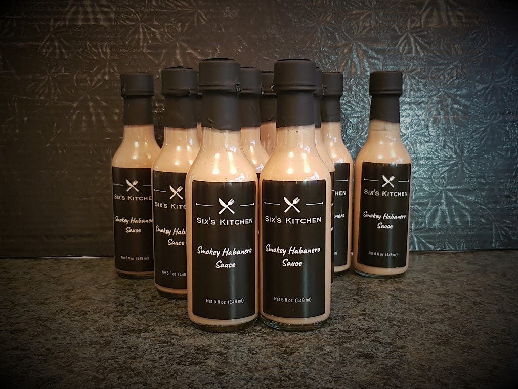 Sixs Kitchen | 18 Highpark Crescent, Gloucester, ON K1B 3G8, Canada | Phone: (613) 884-9689