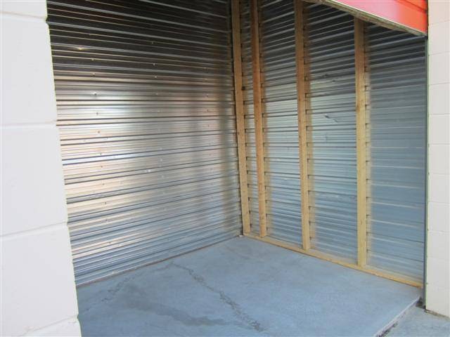 Martins Peoples Storage | 42 Terry Fox Dr, Kingston, ON K7M 8N5, Canada | Phone: (613) 545-1362