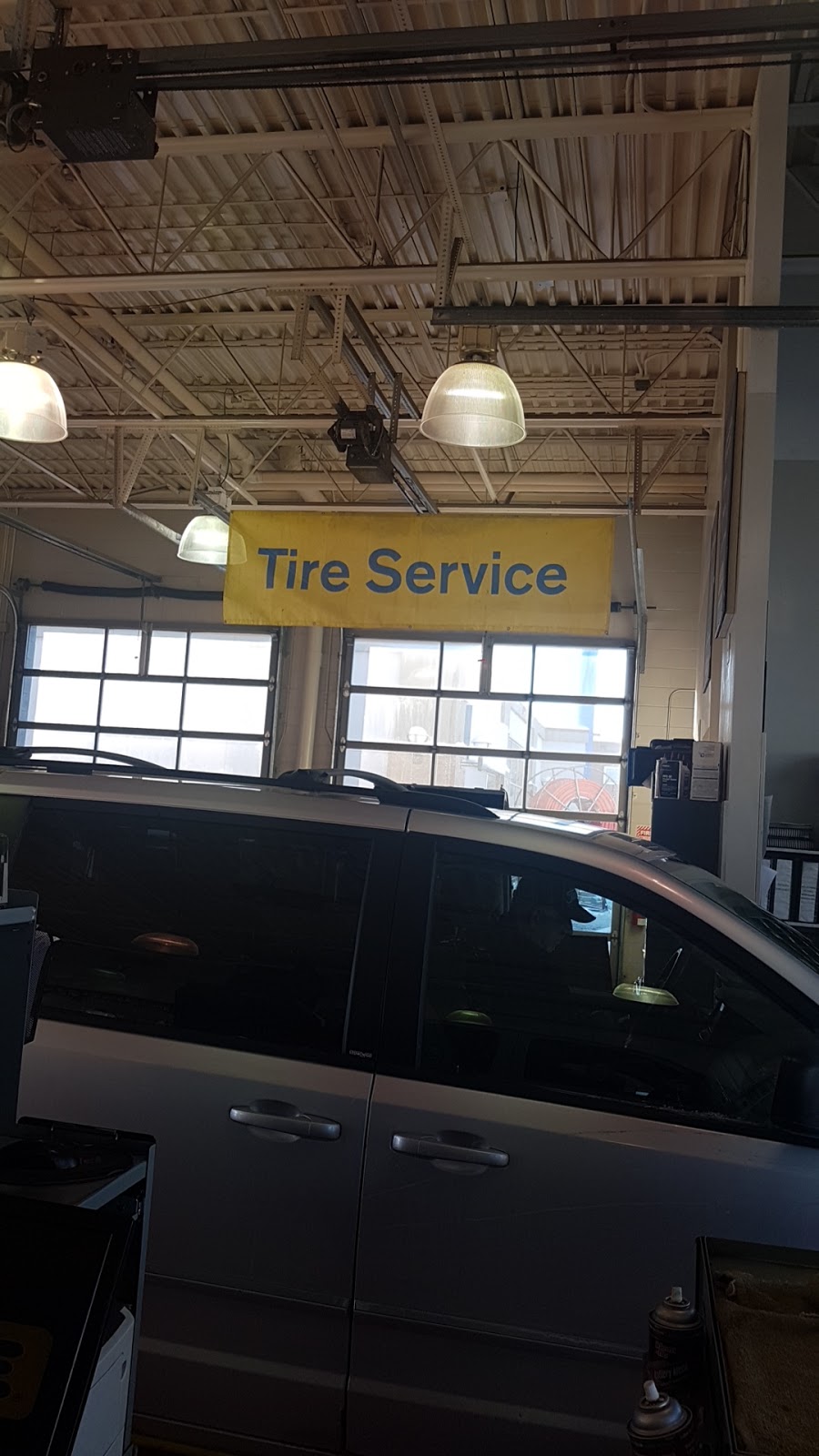 Mr. Lube | 4307 130 Ave SE Suite 200, Calgary, AB T2Z 3V8, Canada | Phone: (403) 257-4617