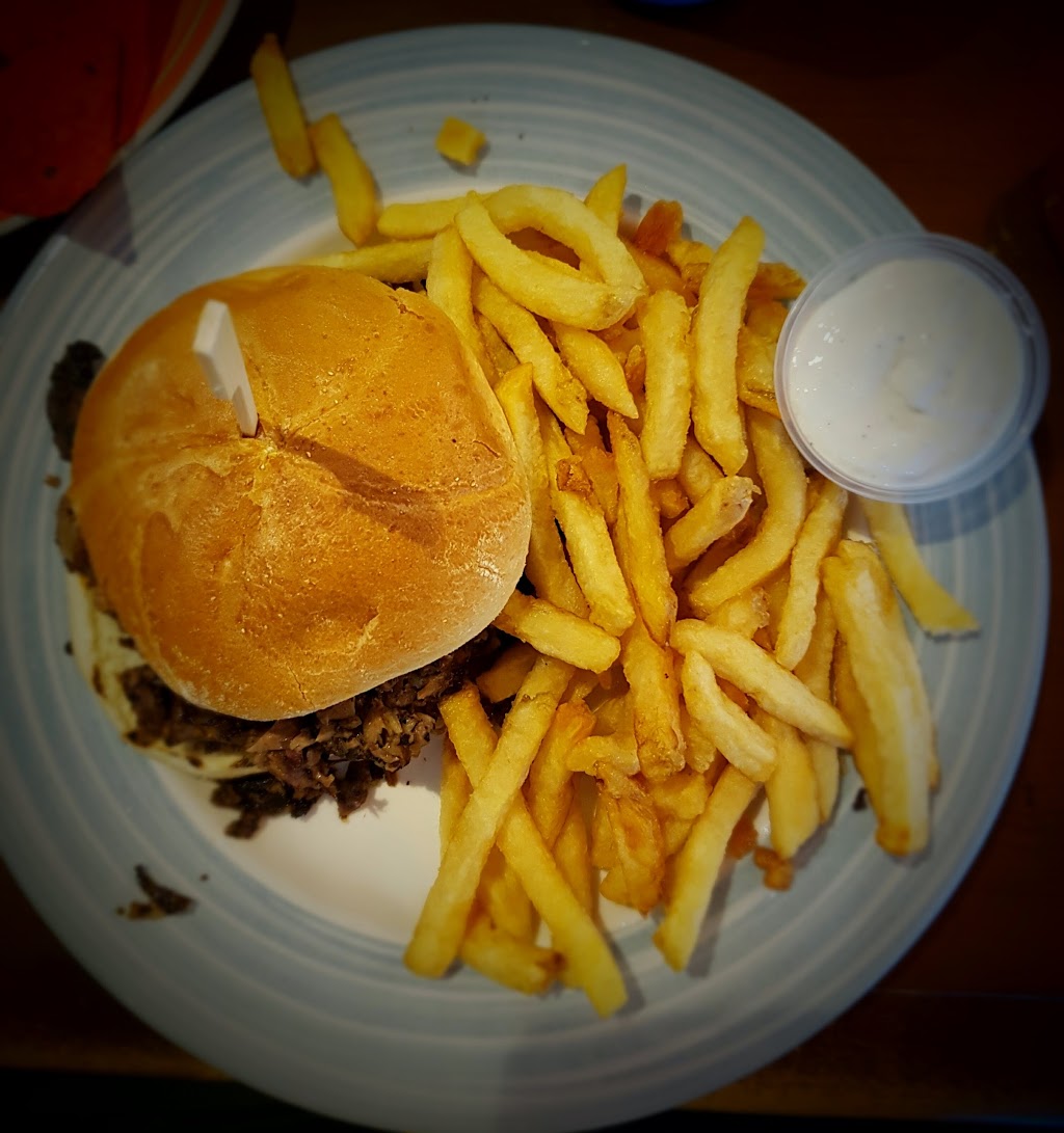 Swiss Chalet Rotisserie & Grill | 333 Main St, Wasaga Beach, ON L9Z 0B6, Canada | Phone: (705) 429-9950