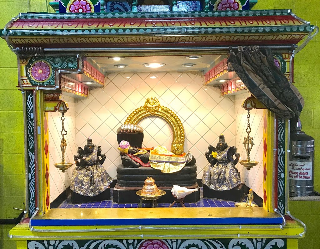 Toronto Thiruchendur Murugan Temple | hindu temple | 19 Penn Dr, North York, ON M9L 2A7, Canada | 4167449568 OR +1 416-744-9568