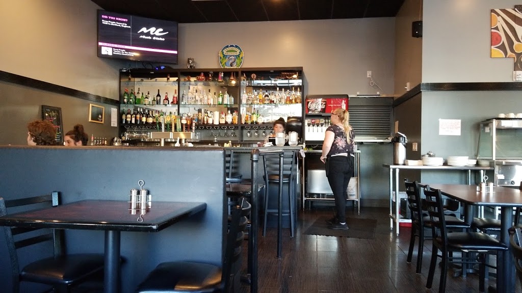 Naan & Brew | 200 E Maple St #101, Bellingham, WA 98225, USA | Phone: (360) 389-5493