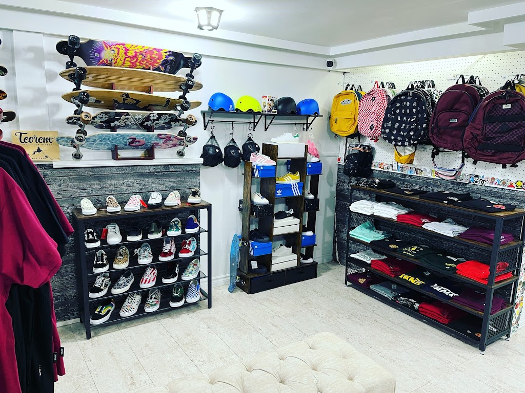 Valkyrie Skateshop | 733 Rue Saint-Isidore, Saint-Lin - Laurentides, QC J5M 2V1, Canada | Phone: (450) 302-0721