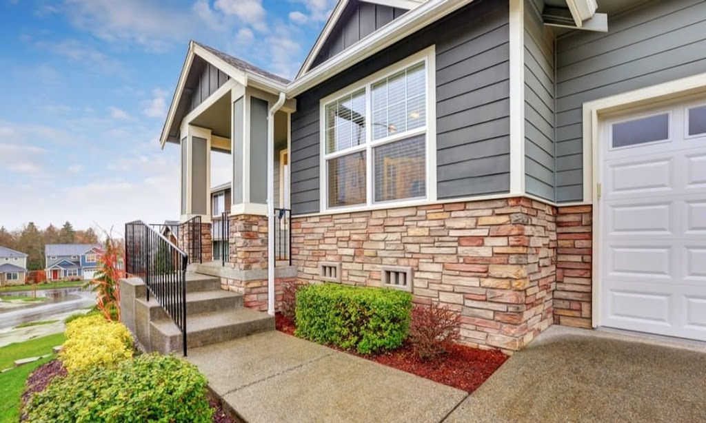Quality Edge Siding Ltd | 550 Cottonwood Ave, Coquitlam, BC V3J 2S1, Canada | Phone: (604) 657-6080
