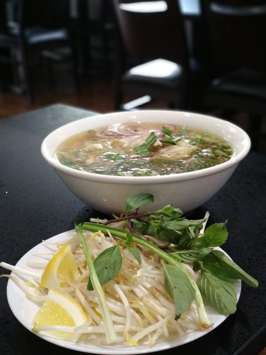Big Daddy’s Phở | 1030 Niagara St, Welland, ON L3C 1M6, Canada | Phone: (289) 434-6117