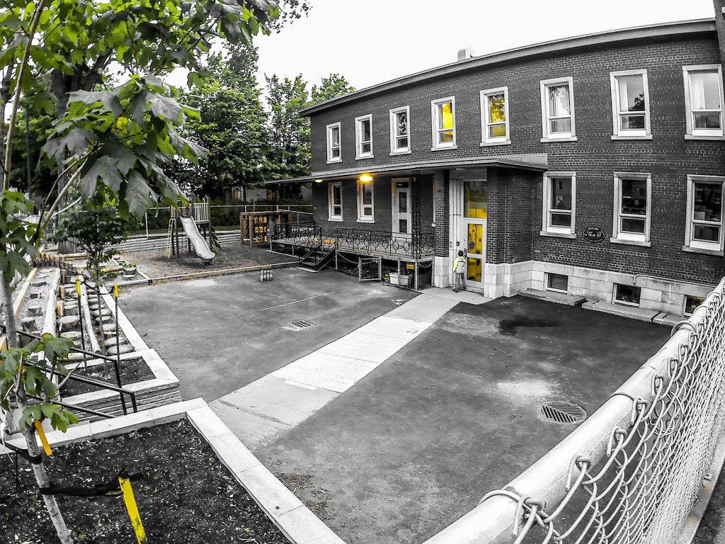 Service De Garde Charles Rodrigue | 5485 Rue Saint-Georges, Lévis, QC G6V 6E7, Canada | Phone: (418) 838-8571