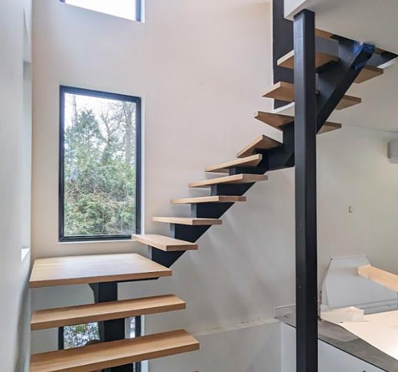 Escalier Saint-Laurent | 558 Rue Samuel-de Champlain, Boucherville, QC J4B 1R1, Canada | Phone: (438) 230-4044