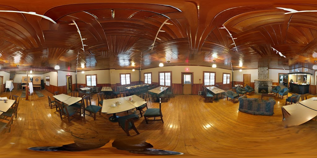 Pine Lodge | 6 Chemin de Pine Lodge, Bristol, QC J0X 1G0, Canada | Phone: (819) 647-2805