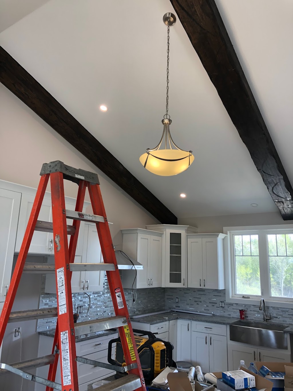Robert Fisher Electric | 15 Franklin St, Smiths Falls, ON K7A 5C6, Canada | Phone: (613) 285-5760