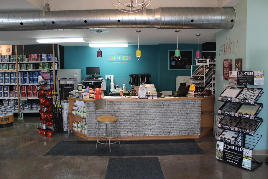 Village Paint & Paper | 22 Doxsee Ave S, Campbellford, ON K0L 1L0, Canada | Phone: (705) 653-0179