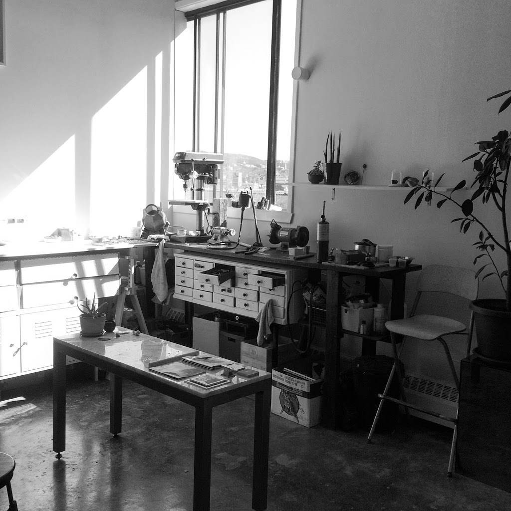 LLY Atelier | 7080 Rue Alexandra #309, Montréal, QC H2S 3J5, Canada