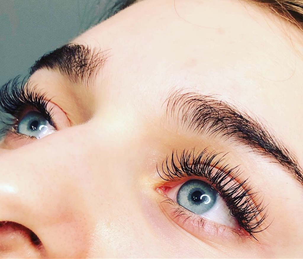Lash Shack Victoria | 3171 Woodpark Dr, Victoria, BC V9C 1P2, Canada | Phone: (250) 884-9311