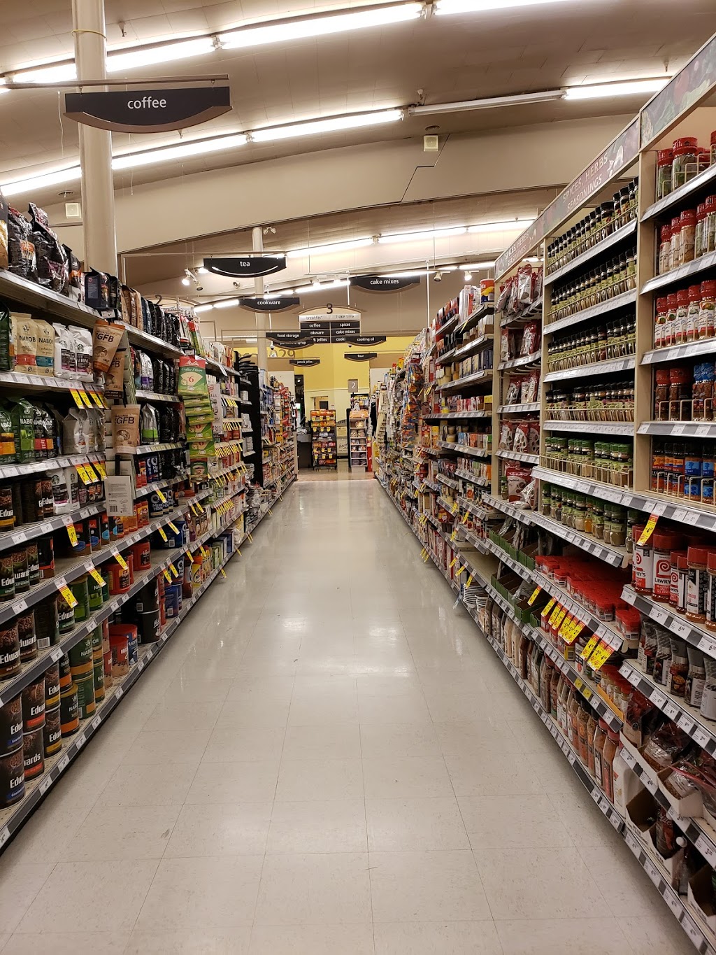 Safeway Brentwood | 3636 Brentwood Rd NW, Calgary, AB T2L 1K8, Canada | Phone: (403) 289-1424