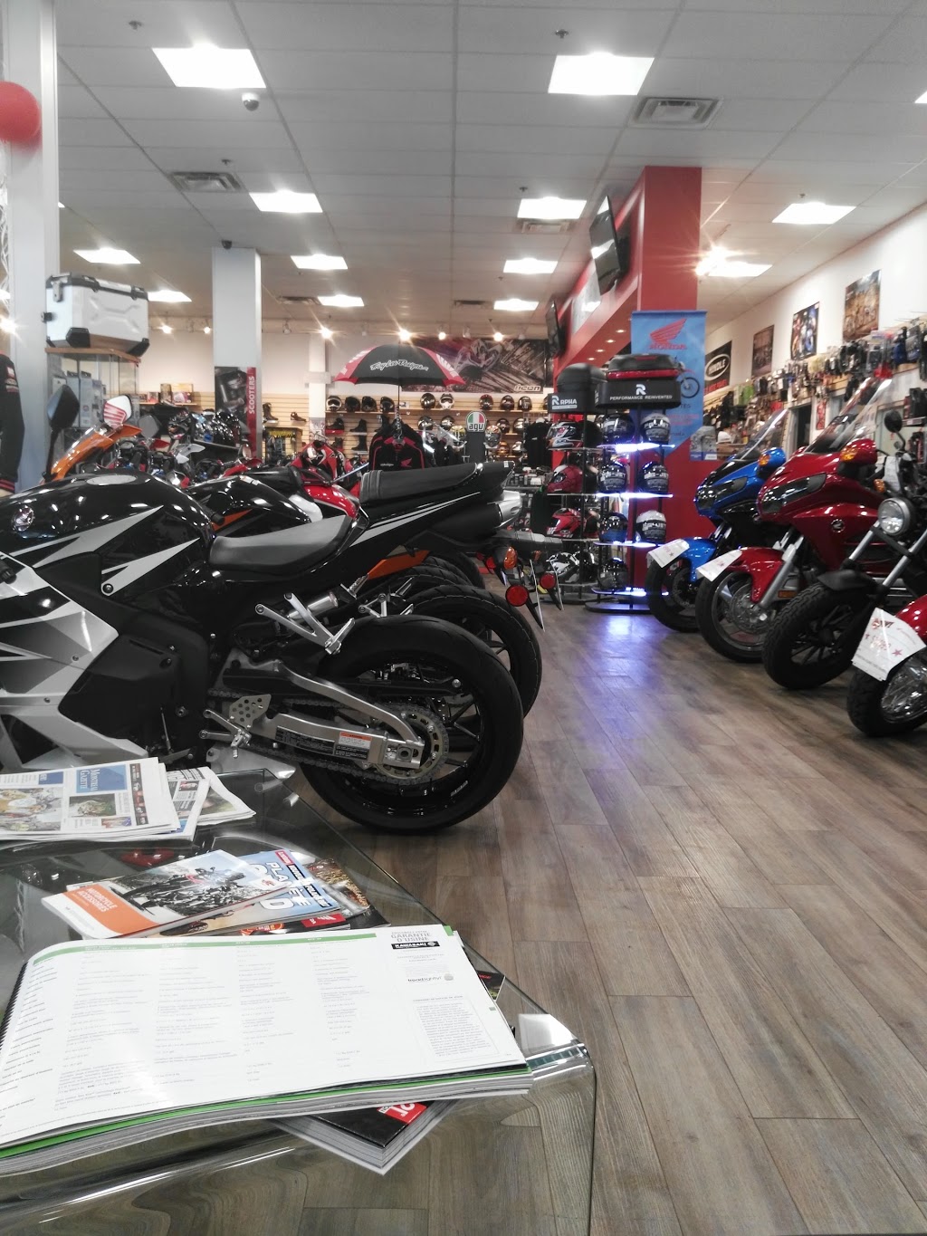 Excel Moto | 5480 Rue Paré, Mont-Royal, QC H4P 2M1, Canada | Phone: (514) 738-6686