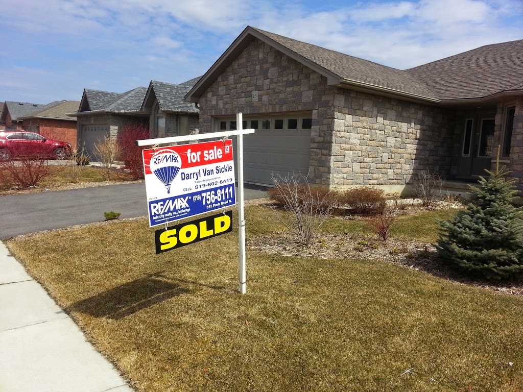 Re/Max with Jessica & Darryl Van Sickle | 515 Park Rd N, Brantford, ON N3R 7K8, Canada | Phone: (519) 802-8419