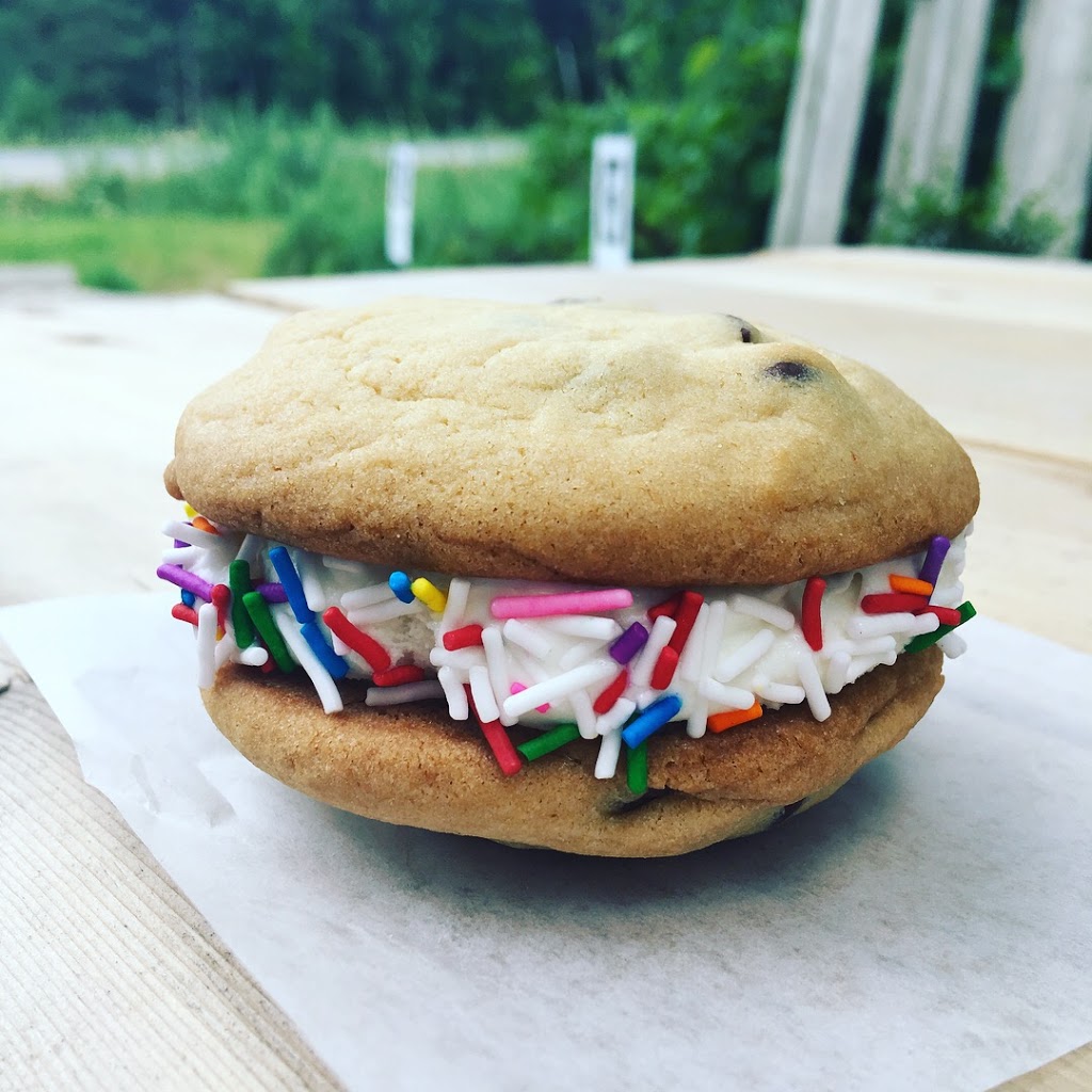 Amys Espresso Bar & Cakery | 209814 ON-26, The Blue Mountains, ON L9Y 3Z2, Canada | Phone: (705) 444-3232