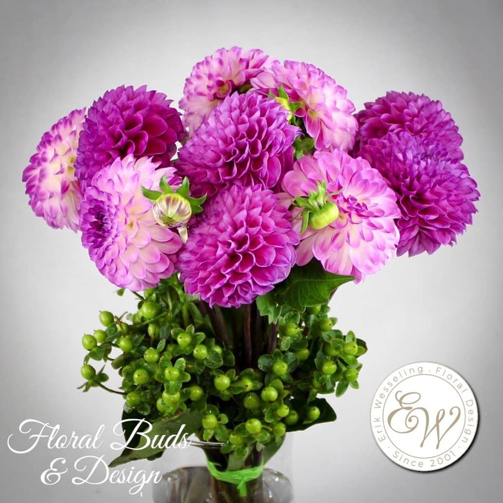 Erik Wesseling Wedding Floral Design | 507 Dundas St, Woodstock, ON N4S 1C3, Canada | Phone: (519) 694-3900