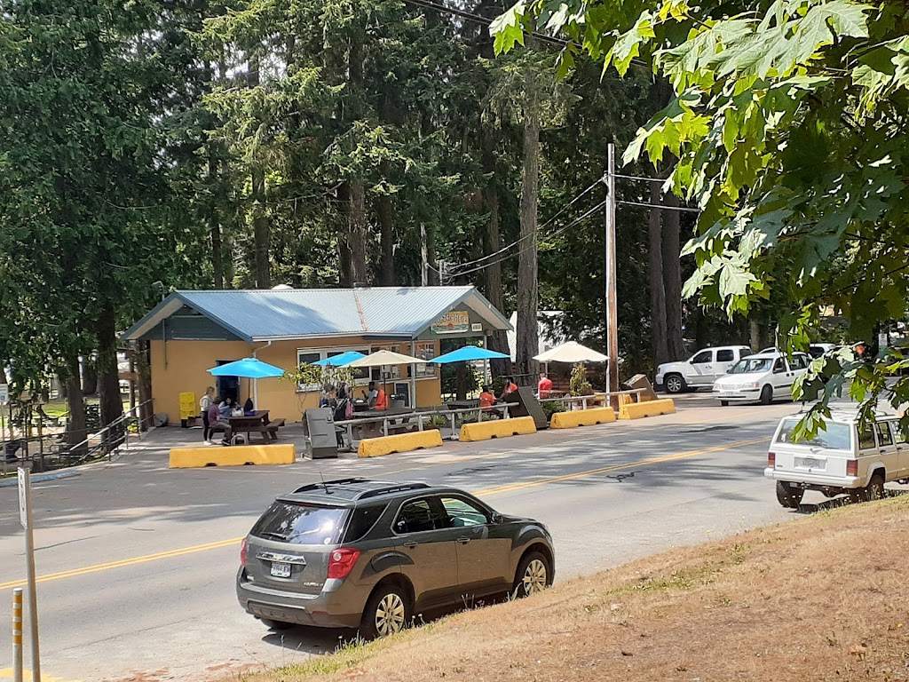 The Beach Hut | 4835 Marine Ave, Powell River, BC V8A 5T3, Canada | Phone: (604) 489-0241