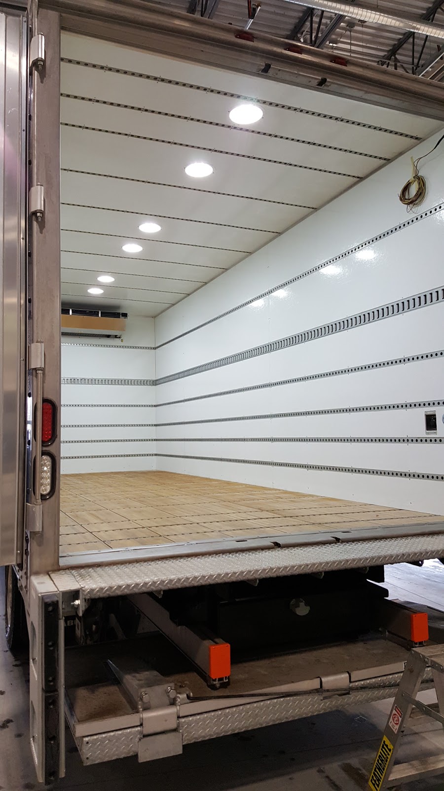 Reefer Sales & Service | 750 Intermodal Dr, Brampton, ON L6T 0B5, Canada | Phone: (905) 795-0234