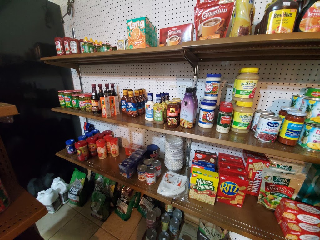 Cunninghams Country Store | 35513 Hwy 28, McArthurs Mills, ON K0L 2M0, Canada | Phone: (613) 332-1496