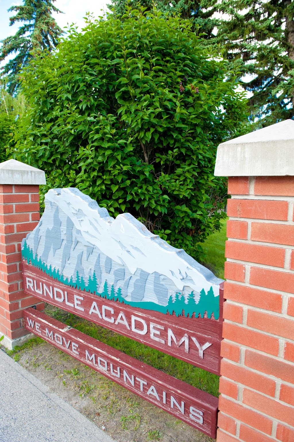Rundle Academy | 4330 16 St SW, Calgary, AB T2T 4H9, Canada | Phone: (403) 250-2965