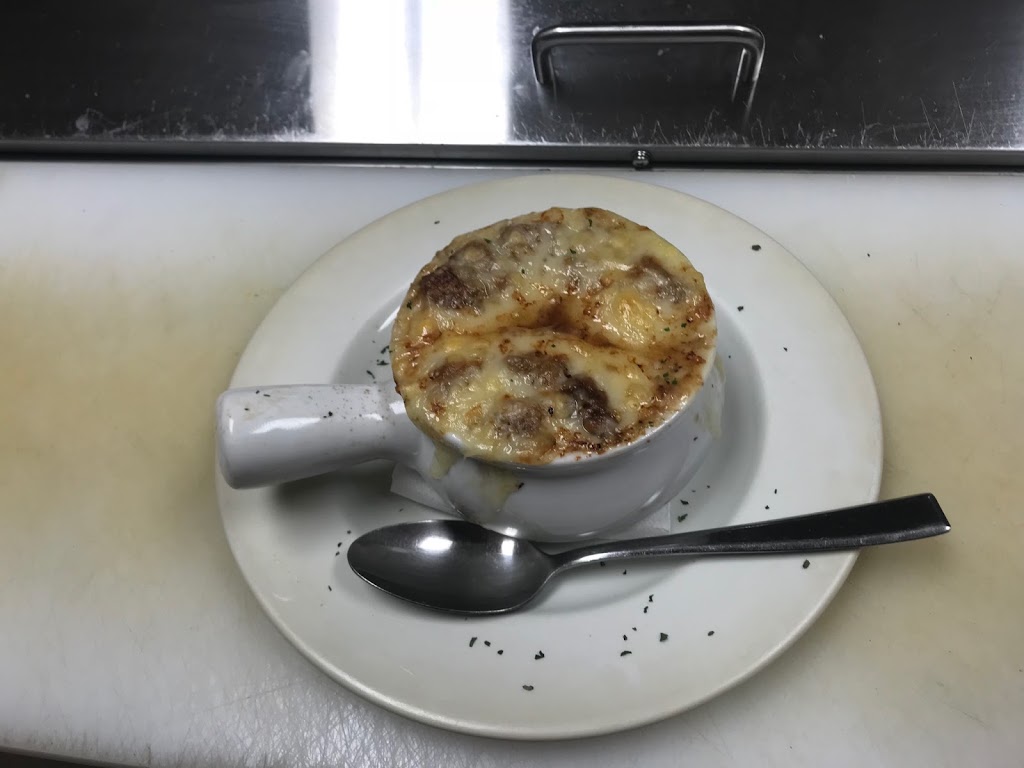 Belle Aire Restaurant | 1270 Maple Rd, Belle Ewart, ON L0L 1C0, Canada | Phone: (705) 456-4111