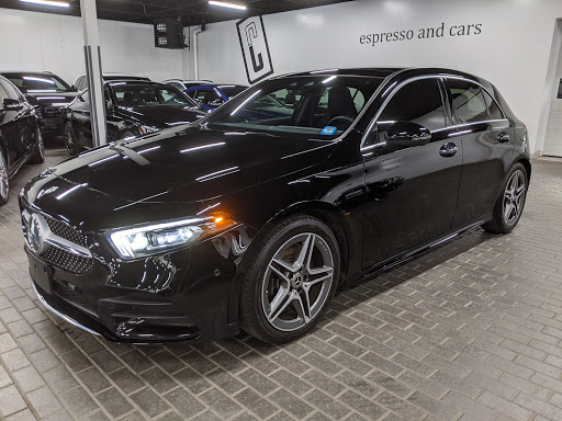 Car Lounge | 324 Wyecroft Rd, Oakville, ON L6K 2G7, Canada | Phone: (855) 870-6048