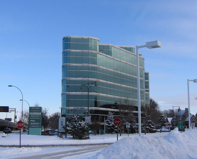 Santé Dentaire VMR | 3333 Boulevard Graham # 210, Mont-Royal, QC H3R 3L5, Canada | Phone: (514) 738-8934