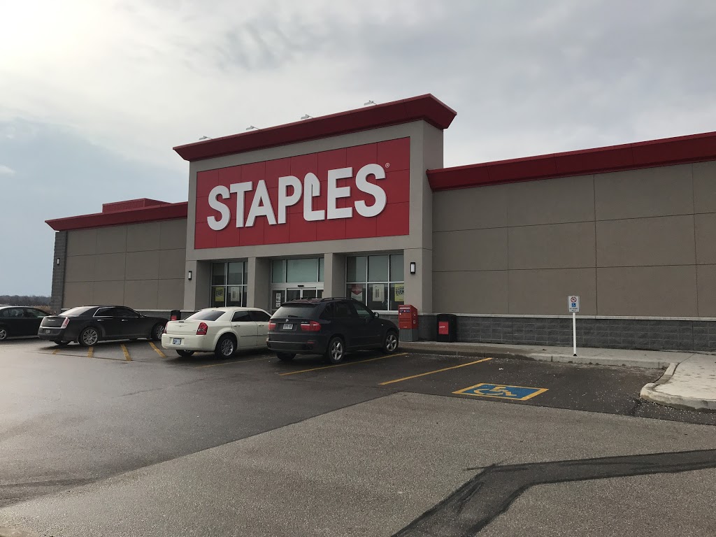 Staples | 788 St Clair St, Chatham-Kent, ON N7L 0E8, Canada | Phone: (519) 360-1344