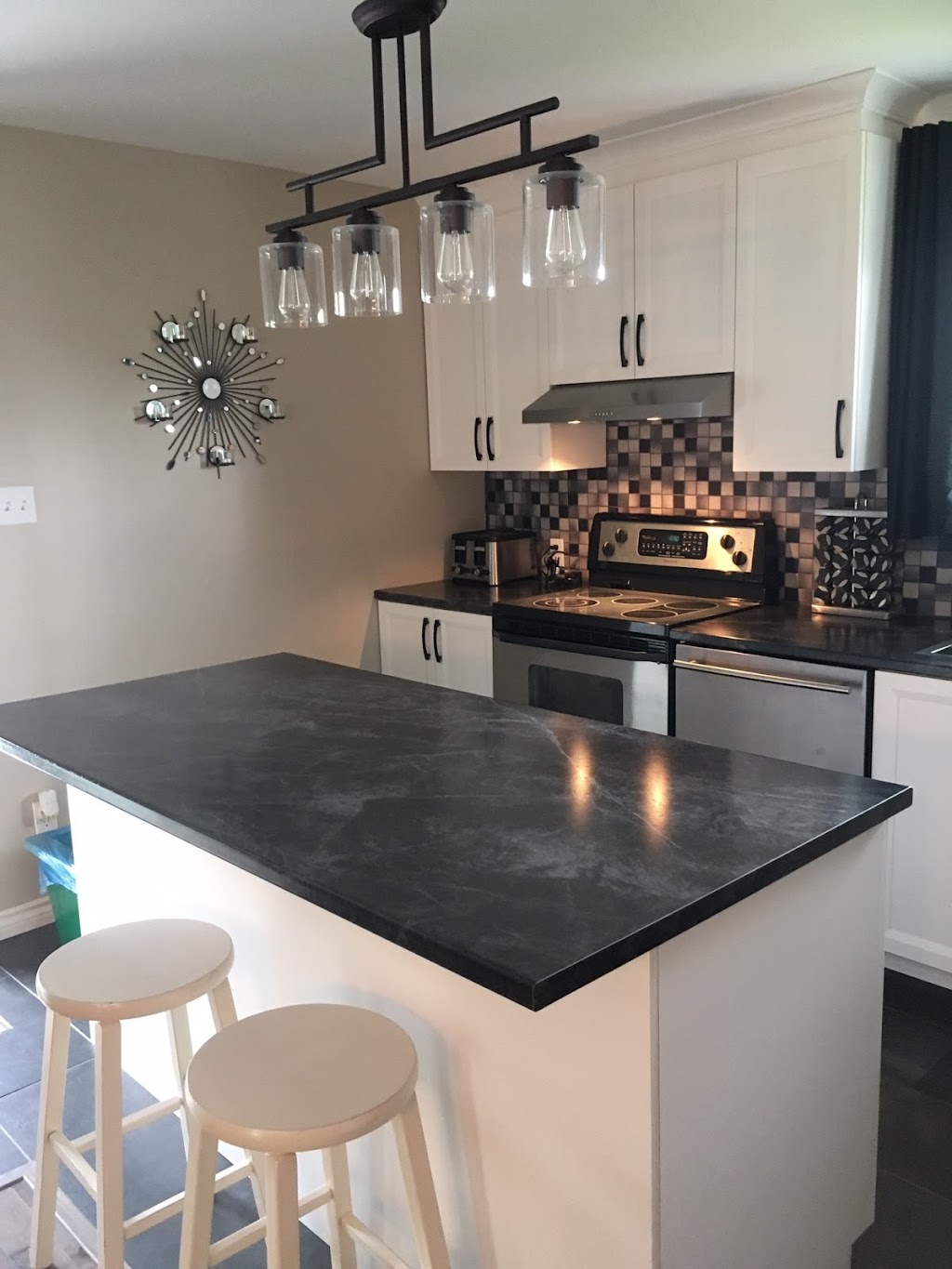 Armoires St-Élie | 4045 Rue Brodeur, Sherbrooke, QC J1L 1K4, Canada | Phone: (819) 346-1621