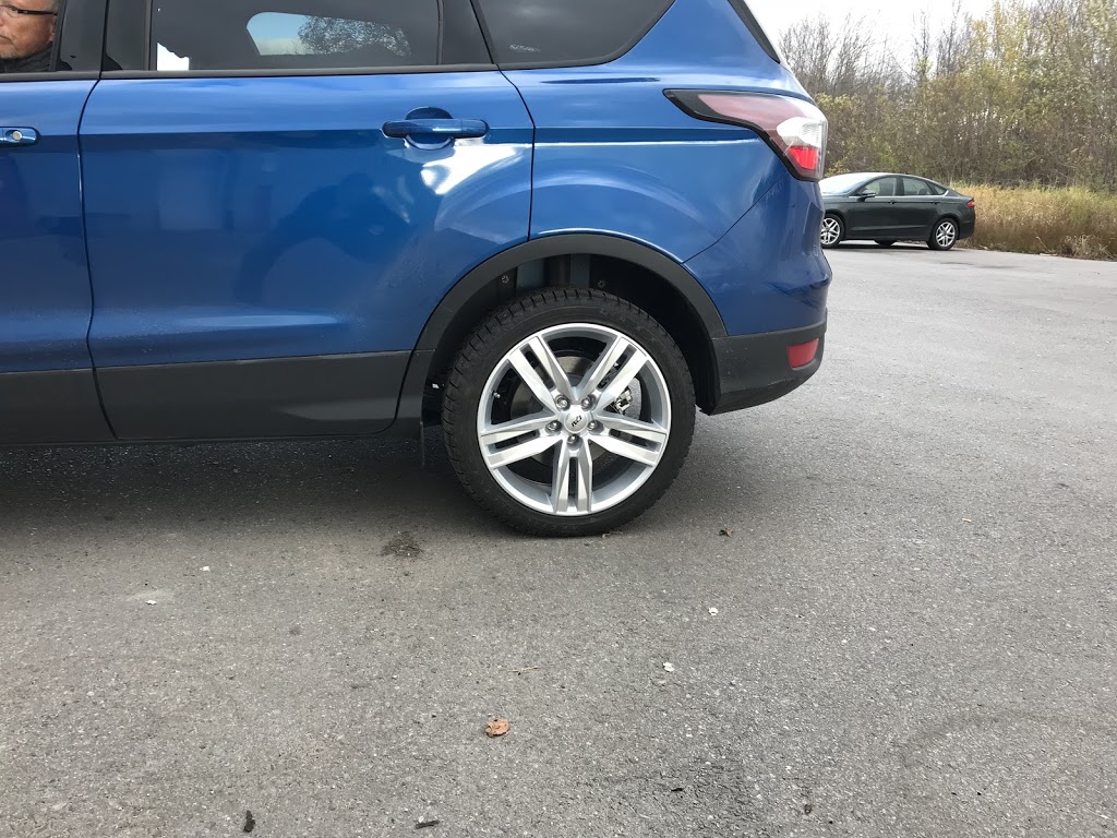 Mr Tire & Wheel | 521 Dunlop St W Unit 12, Barrie, ON L4N 9W4, Canada | Phone: (705) 735-9043