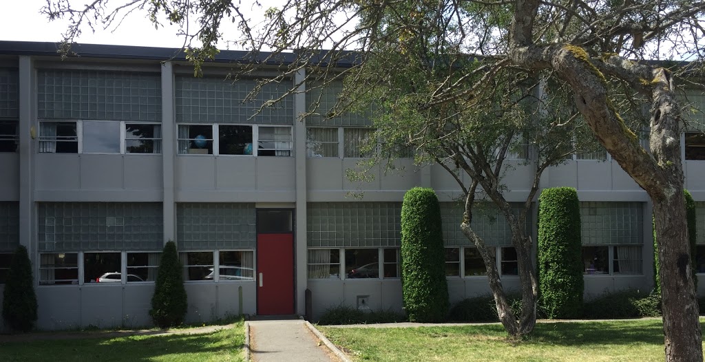 Dr. R. E. McKechnie Elementary | 7455 Maple St, Vancouver, BC V6P 5P8, Canada | Phone: (604) 713-4952
