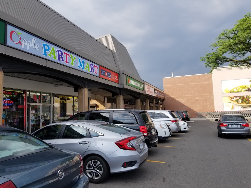 Applewood Village Plaza | 1077 N Service Rd, Mississauga, ON L4Y 1A6, Canada | Phone: (905) 528-8956 ext. 4146