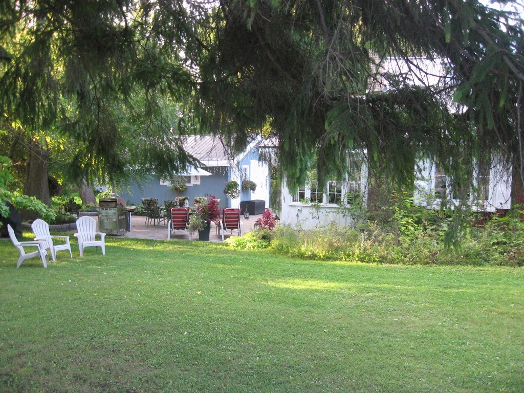 Silver Creek Bed & Breakfast | 17 Yonge St S, Walkerton, ON N0G 2V0, Canada | Phone: (519) 881-0252